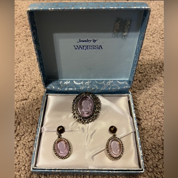 Vintage Cameo Set - Picture 3 of 3